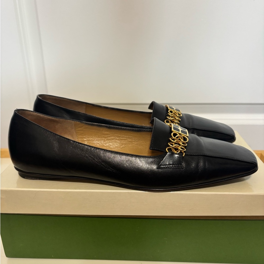 kate spade Courtney Black Leather Loafers with Gold Chain Accent - Picture 3 of 11